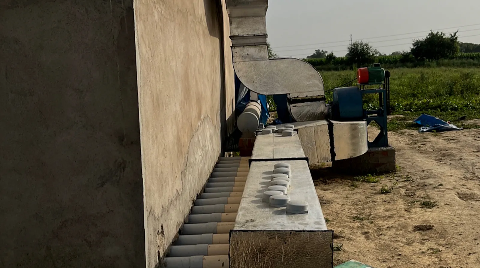 The aerated compost bunkers of a MushroomWale compost unit
