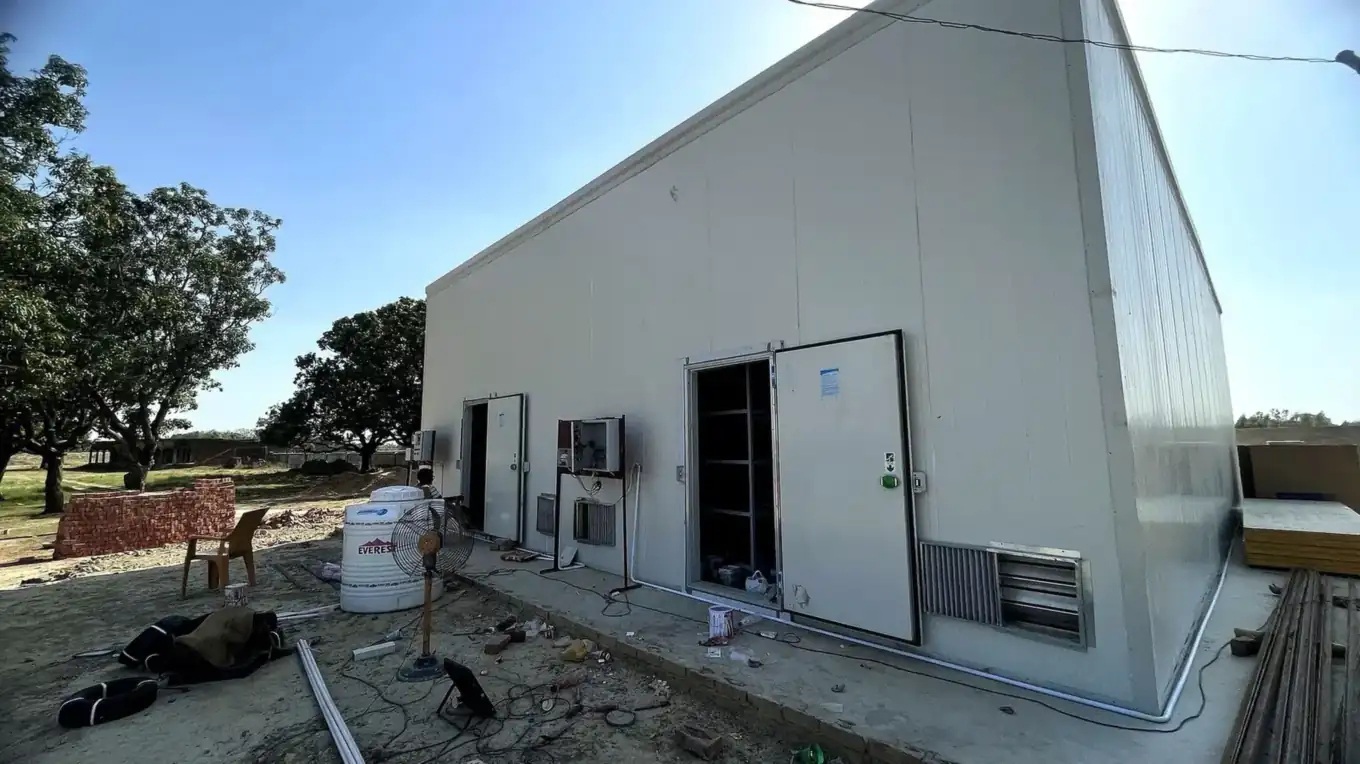 A MushroomWale grow-room block with PPGL PUF panel walls on site